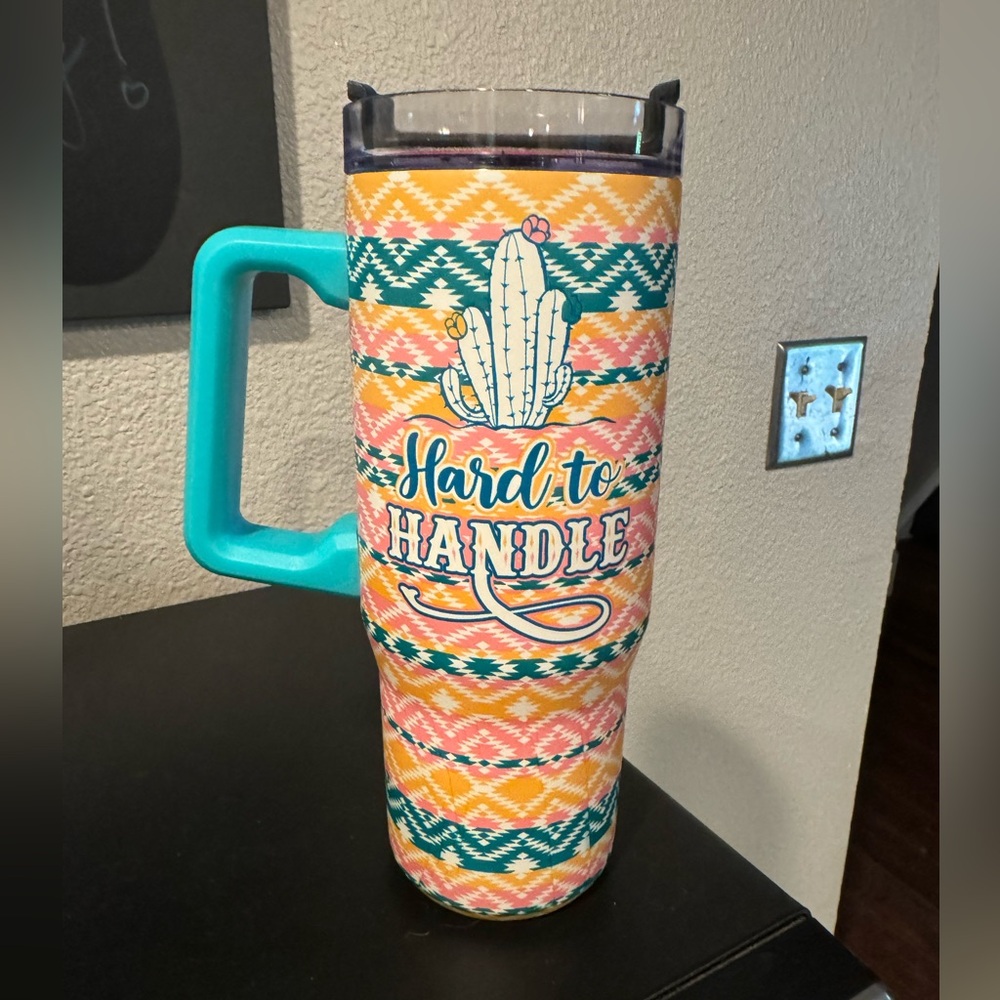NWT 30oz Hard to Handle tumbler - Picture 3 of 4